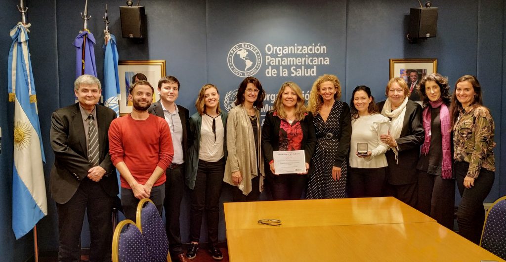 FIC Argentina recibe el premio de la Organización Mundial de la Salud por el Día Mundial Sin Tabaco